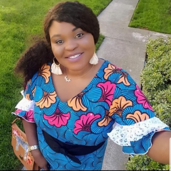 Butterfly Trendy Necklace - Picture 2 of 9